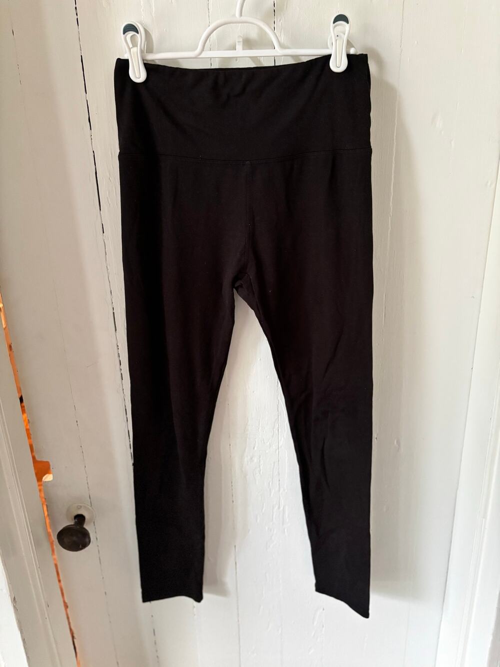 Suzette Collection One Size Leggings